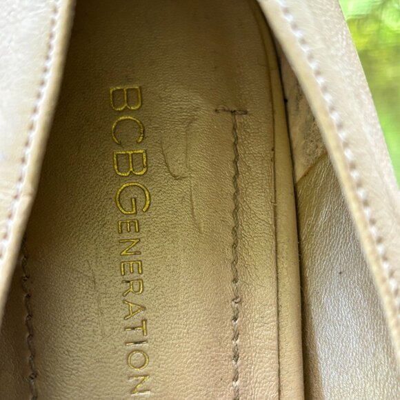 womens shoes - Picture 2 of 3